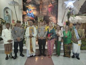 Pelaksanaan Natal Aman, Kapolres Jembrana Tinjau Gereja Santa Maria Ratu