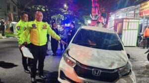 Diduga Mengantuk, Pengemudi Honda Brio Alami Kecelakaan Di Kota Malang