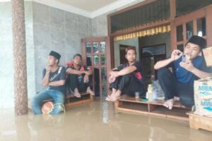 Kebumen Dilanda Banjir, Ponpes Terendam Dan 2.200 Santri Diliburkan