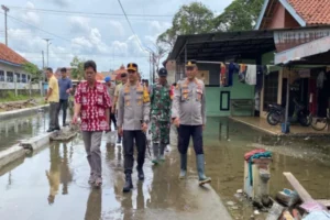 Korban Banjir Dan Rob Di Pemalang Terima Bantuan Sembako Dari