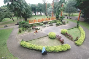 Viral Kasus Perusakan Bangku Taman, Alun Alun Merdeka Kota Malang Siapkan