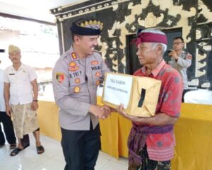 Bantu Masyarakat, Kapolres Jembrana Adakan Program Minggu Kasih