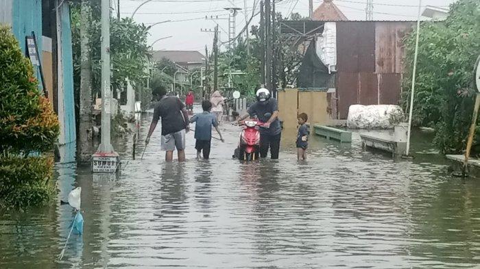 Bencana Di Semarang: Hujan Deras Picu Banjir Dan Tanah Longsor