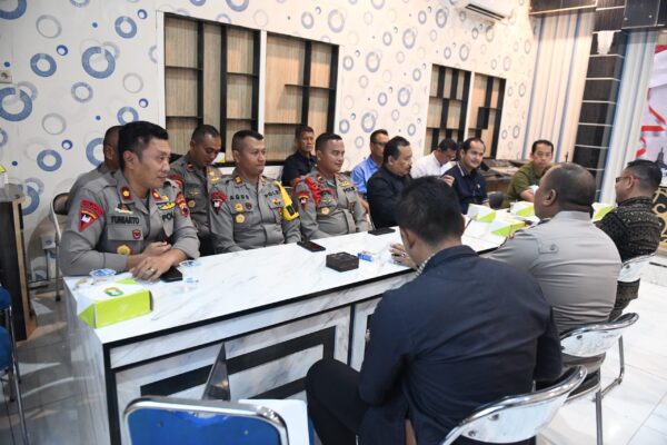 Kapolri Perintahkan Riset Penggunaan Senjata Di Jateng Dan Jatim