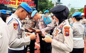 Operasi Gaktibplin Polda Jateng, Personel Jalani Tes Urine