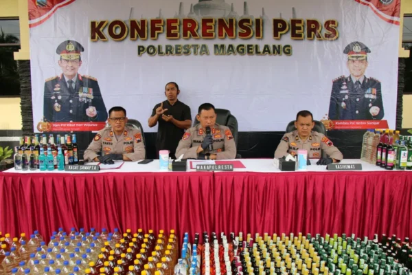 Polresta Magelang Amankan 1.037 Botol Minuman Keras Dari Operasi Di