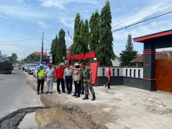 Satlantas Bersama Dishub Dan Jasa Raharja Evaluasi Jalan Bekonang Mojolaban