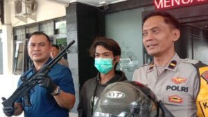 Viral Pemuda Di Malang Bawa Senjata, Polisi Ungkap Hanya Mainan