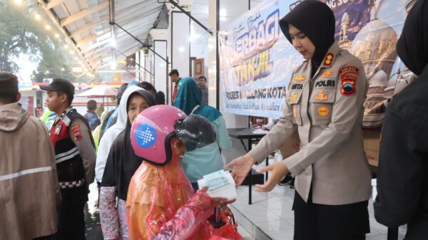 Berbagi takjil hingga zoom meeting, polres magelang kota gandeng media