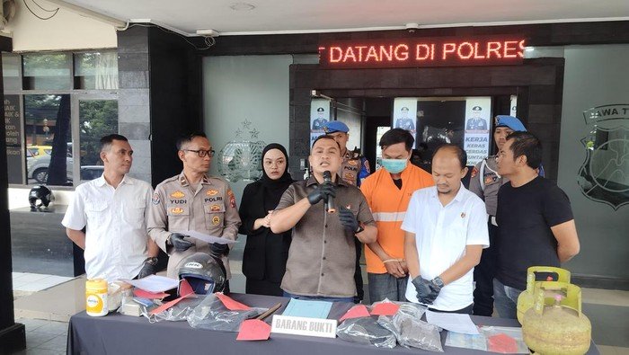 Datang ke kota malang, pria ini nekat bobol toko dan