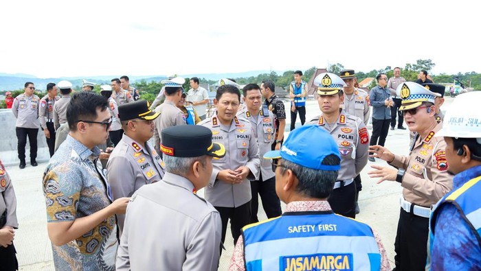 Jelang mudik, kapolda jateng tinjau tol fungsional solo jogja