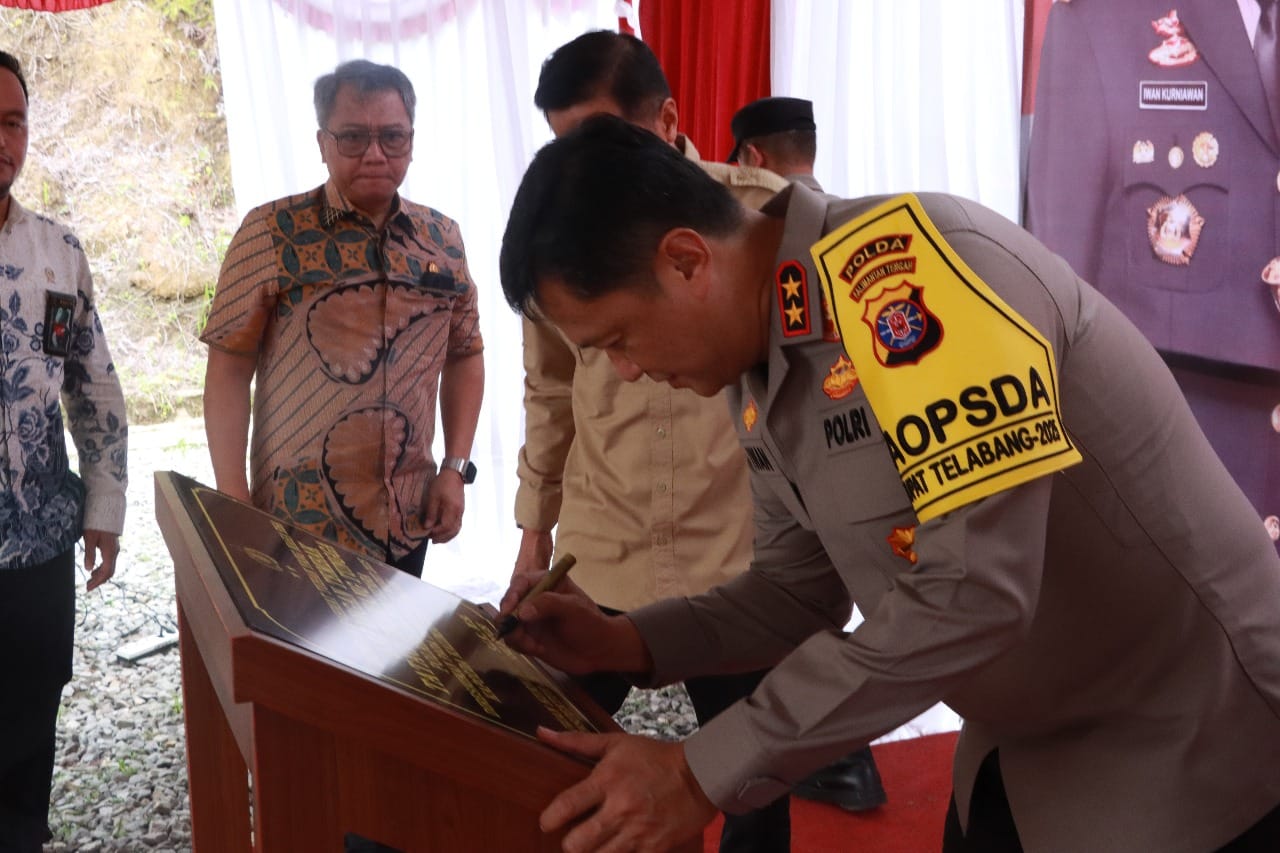 Kapolda kalteng resmikan lapangan tembak polres barut, dorong pengembangan kemampuan