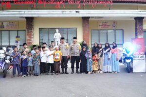 Peduli sesama, polres jembrana santuni anak yatim di bulan ramadan