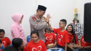 Safari ramadhan, kapolda kalteng santuni anak panti asuhan karunia kasih