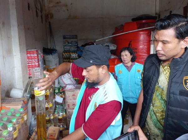 Satgas pangan grobogan periksa minyakita di pasar, temukan kemasan di