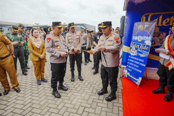 Tinjau pengamanan mudik, kapolri apresiasi inovasi layanan valet & ride