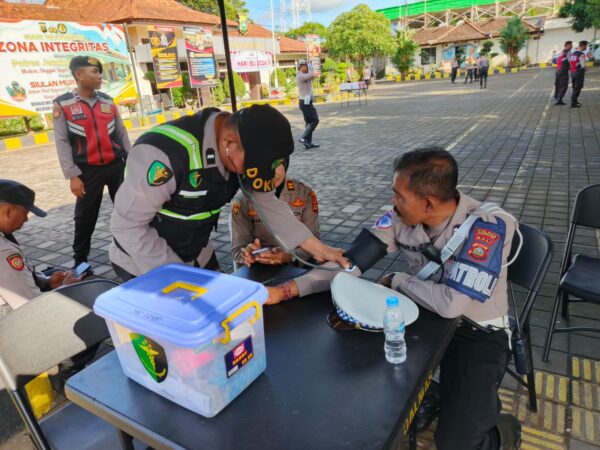 Natal Dan Tahun Baru, Dokkes Polres Jembrana Pantau Kesehatan Personel