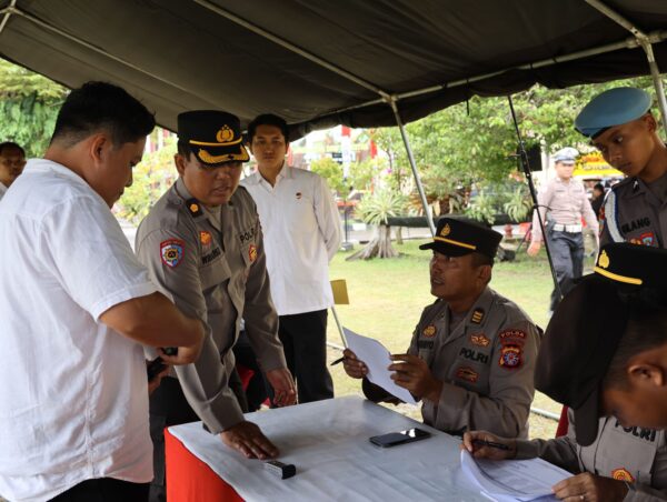 Polda Kalteng Lakukan Inspeksi Senjata Api Personel Demi Keamanan