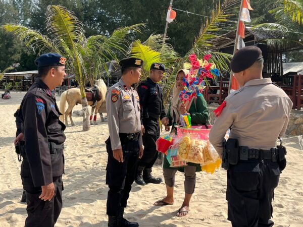 Polisi Siaga Jelang Tahun Baru, Amankan Obyek Wisata