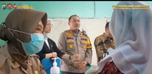 Video: Gebyar Vaksin Hpv Polresta Malang Kota: Inovasi Baru Di