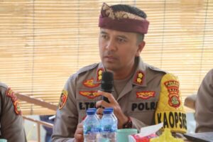 Aspirasi Warga Mengalir Di Jumat Curhat Kapolres Jembrana Di Puri