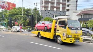 Kecelakaan Di Semarang, Anak Kembar Bikin Sopir Kehilangan Kendali