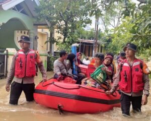 Longsor Di Petungkriyono: Tim Sar Satbrimob Polda Jateng Turun Langsung