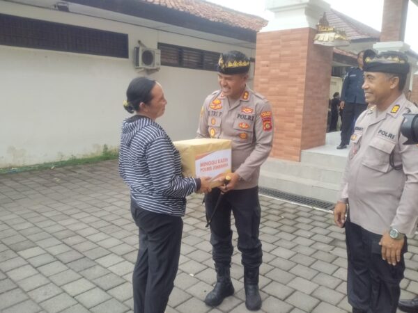 Minggu Kasih Kapolres Jembrana, Wujud Kepedulian Untuk Warga