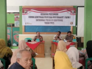 Polresta Banyumas Bersinergi Dengan Masyarakat Melalui Fkpm Di Desa Parungkamal