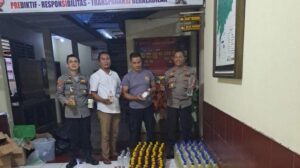 Polresta Magelang Gerebek Peredaran Miras Di Secang, 330 Botol Diamankan