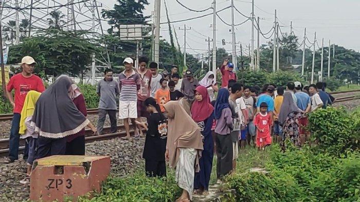 Tewas Mengenaskan, Pemotor Pekalongan Terobos Perlintasan Kereta Api Di Pemalang