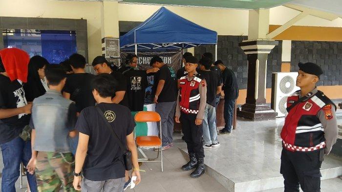 150 Personel Tni Polri Amankan Konser Sukatani Di Tegal, ‘bayar Bayar