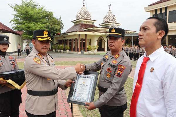 Apresiasi Kapolres Grobogan: Penghargaan Untuk Karyawan Pt Kai, Polri, Dan