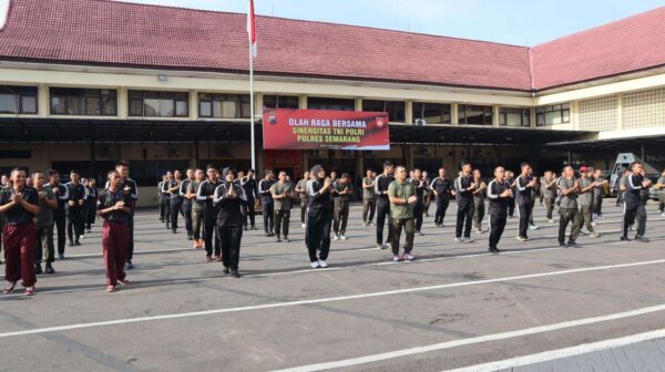 Bangun Kebersamaan, Tni Polri Kabupaten Semarang Gelar Senam Dan Olahraga Bersama