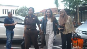 Isa Zega Masuk Lapas Wanita Kota Malang Usai Terjerat Kasus