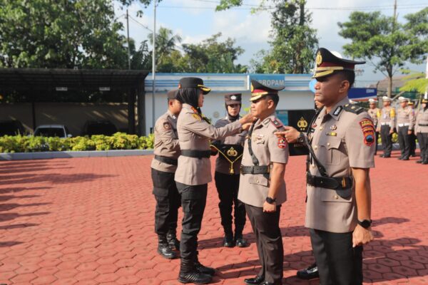 Kapolres Semarang Akbp Ratna Resmi Pimpin Sertijab Wakapolres Dan Kabag