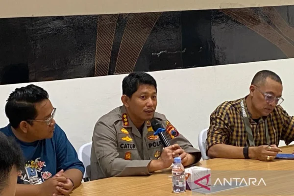 Kapolresta Surakarta Ingatkan Suporter Persebaya Untuk Tetap Tertib