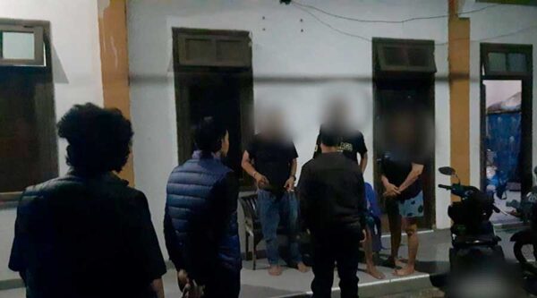 Kos Kosan Di Jepara Digerebek Polisi, Muda Mudi Tengah Pesta Miras