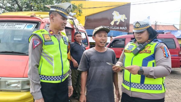 Ops Keselamatan Candi 2025, Begini Cara Polres Batang Edukasi Warga