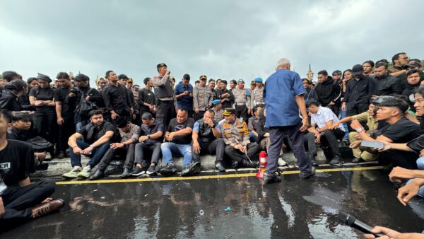 Pengabdian Tanpa Batas, Kombes Pol Nanang Terus Kawal Aksi Mahasiswa