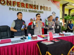 Sebulan Operasi, Polresta Magelang Amankan Ratusan Botol Miras Ilegal