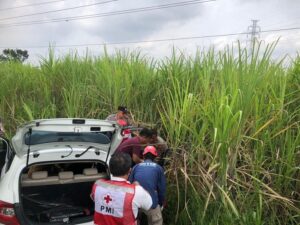 Serangan Jantung Di Tengah Jalan, Sopir Kehilangan Kendali Dan Masuk