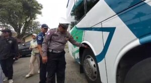 Demi keselamatan pemudik, bus akap di jepara wajib ramp check