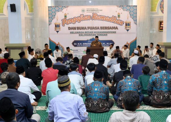 Kapolda kalteng hadiri pengajian dan buka puasa bersama muhammadiyah