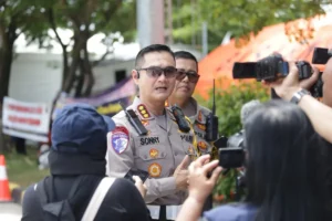 Macet di gt pejagan gara gara saldo e toll kosong, polda jateng