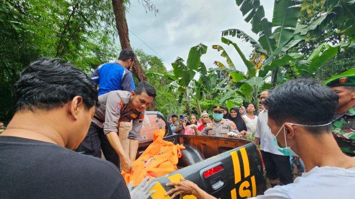 Mayat lansia mengapung di sungai gandu magelang, warga heboh